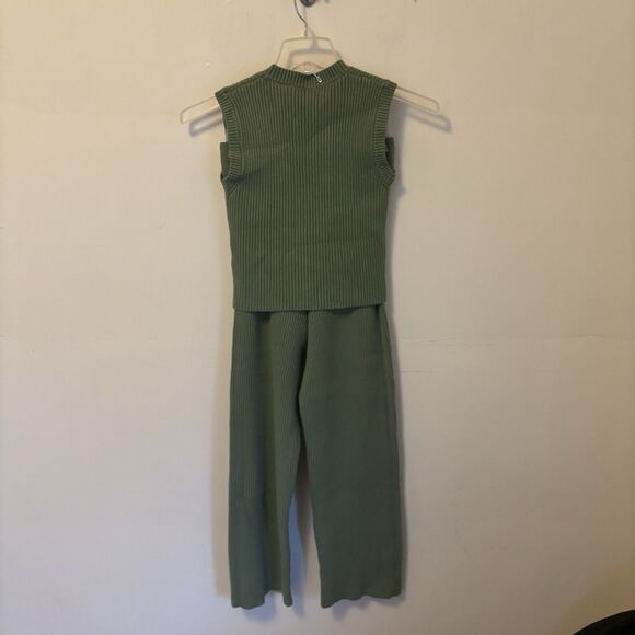 Women's Sweater Set Tank Cropped Pants Thick Knit S‎ Green Old Money Tea N Rose - Picture 4 of 7